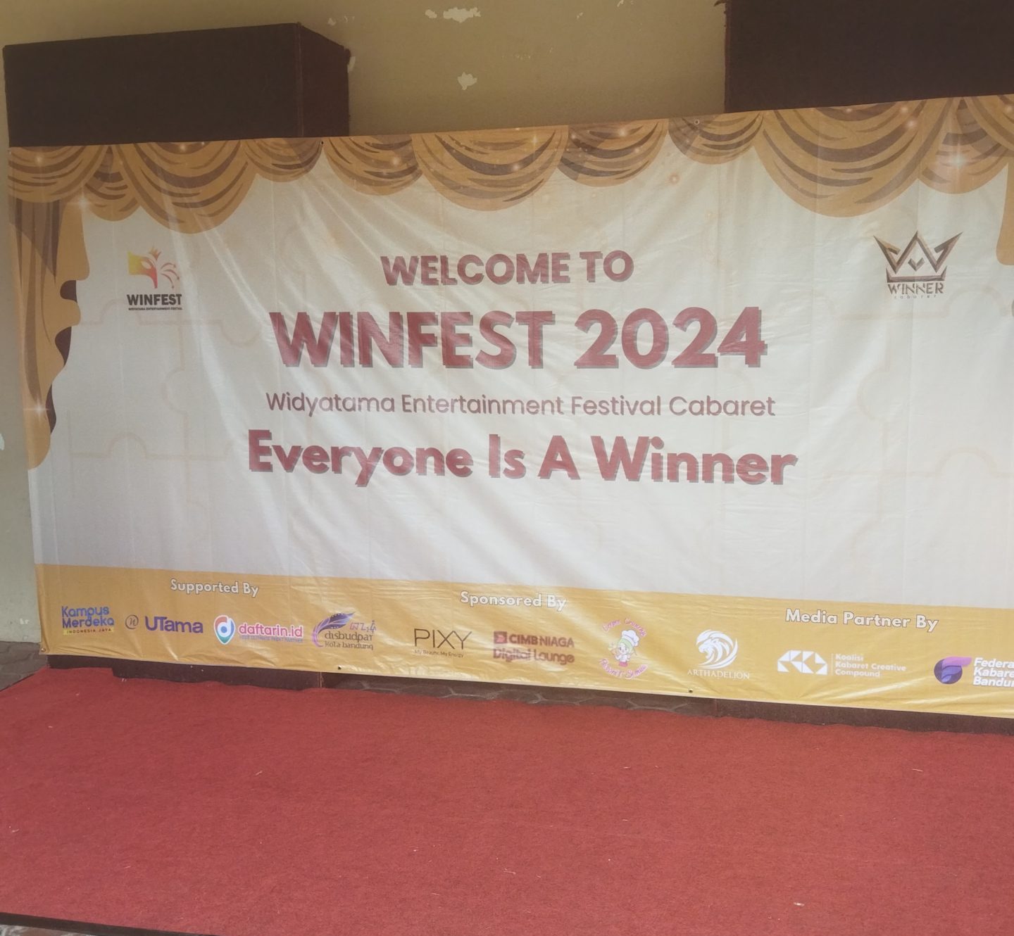 MELIHAT ACARA WIDYATAMA ENTERTAINMENT FESTIVAL YANG HADIR UNTUK PERTAMA KALINYA !! 2 tempat berfoto pengunjung Festival Winfest 2024