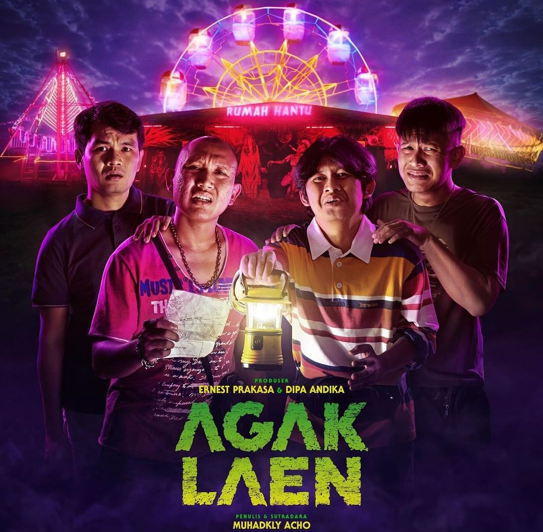 7 juta penonton! Film Agak Laen Sukses Hebohkan Dunia Perfilman 2 Ilustrasi fakta film 'Agak Laen' yang kini sedang tayang di bioskop. (instagram @pilem.agak.laen) Artikel ini telah tayang di https://www.sonora.id dengan judul "4 Fakta Film Agak Laen yang Kamu Pasti Gak Tahu, Terinspirasi Podcast!". Klik untuk baca: https://www.sonora.id/read/424014478/4-fakta-film-agak-laen-yang-kamu-pasti-gak-tahu-terinspirasi-podcast