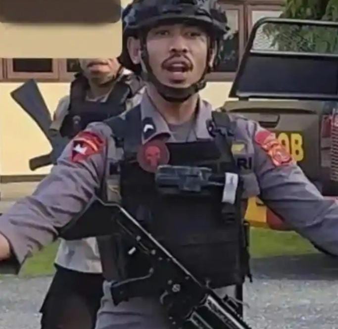 Anggota Brimob Aniaya Pelajar 14 Tahun hingga Tewas Usai Tuduhan Balap Liar di Tual 1 Anggota Brimob